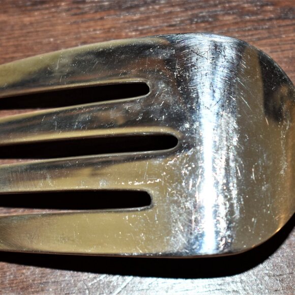 Intl Silver Co Wm Rogers Medium Solid Cold Meat Serving Fork Lady Densmore - Picture 3 of 4